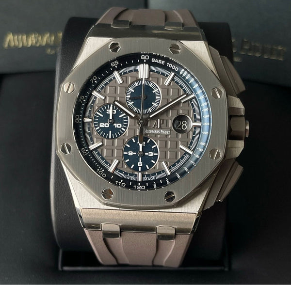 Audemars piguet “OFF SHORE TITANIUM”